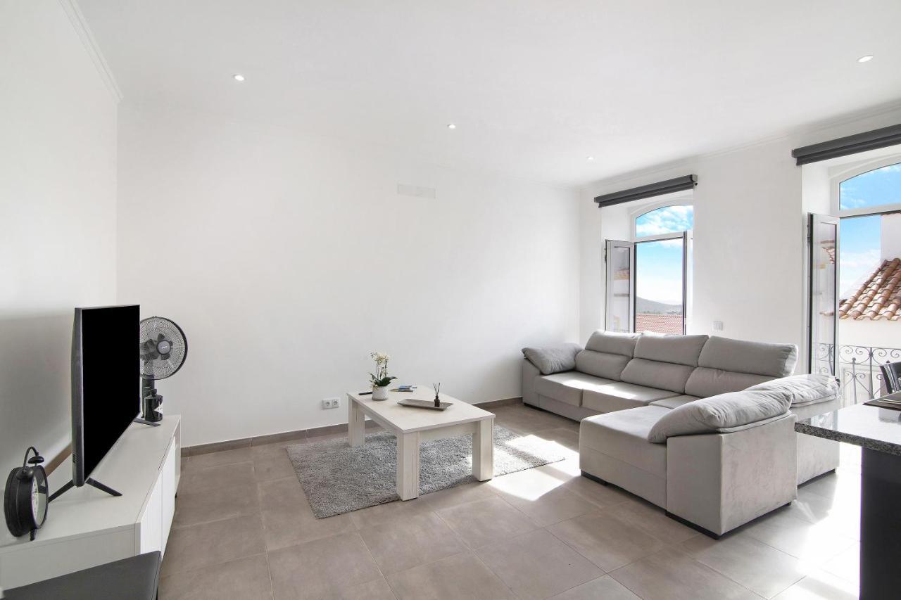 Apartament Traditional 3 Bedroom *